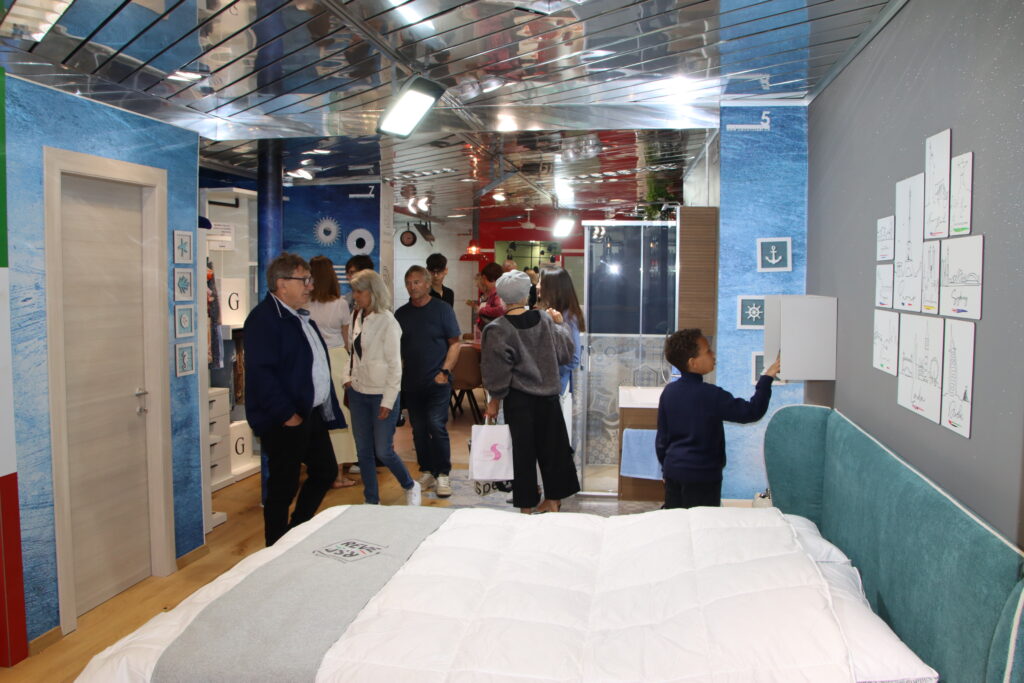 Photo Inauguration magasin SuissePergo & GNOATO à Payerne chambre à coucher