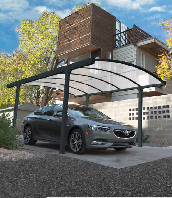 Carport SuissePergo modèle arche avec une volvo en dessous sur un parking