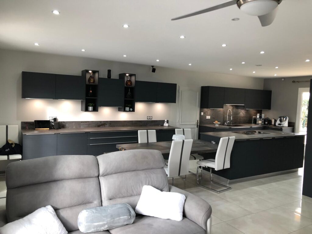 Cuisine aménagement intérieur SuissePergo