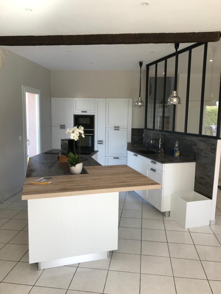 Cuisine aménagement intérieur SuissePergo